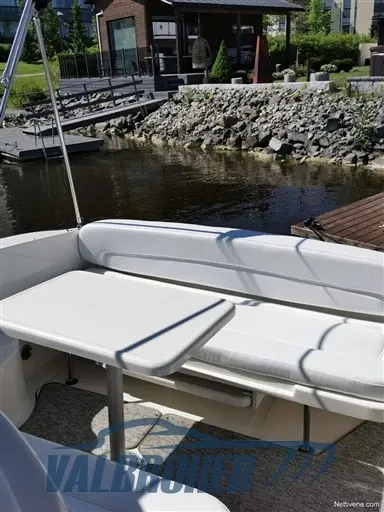 2005 Sea Ray sundancer 335