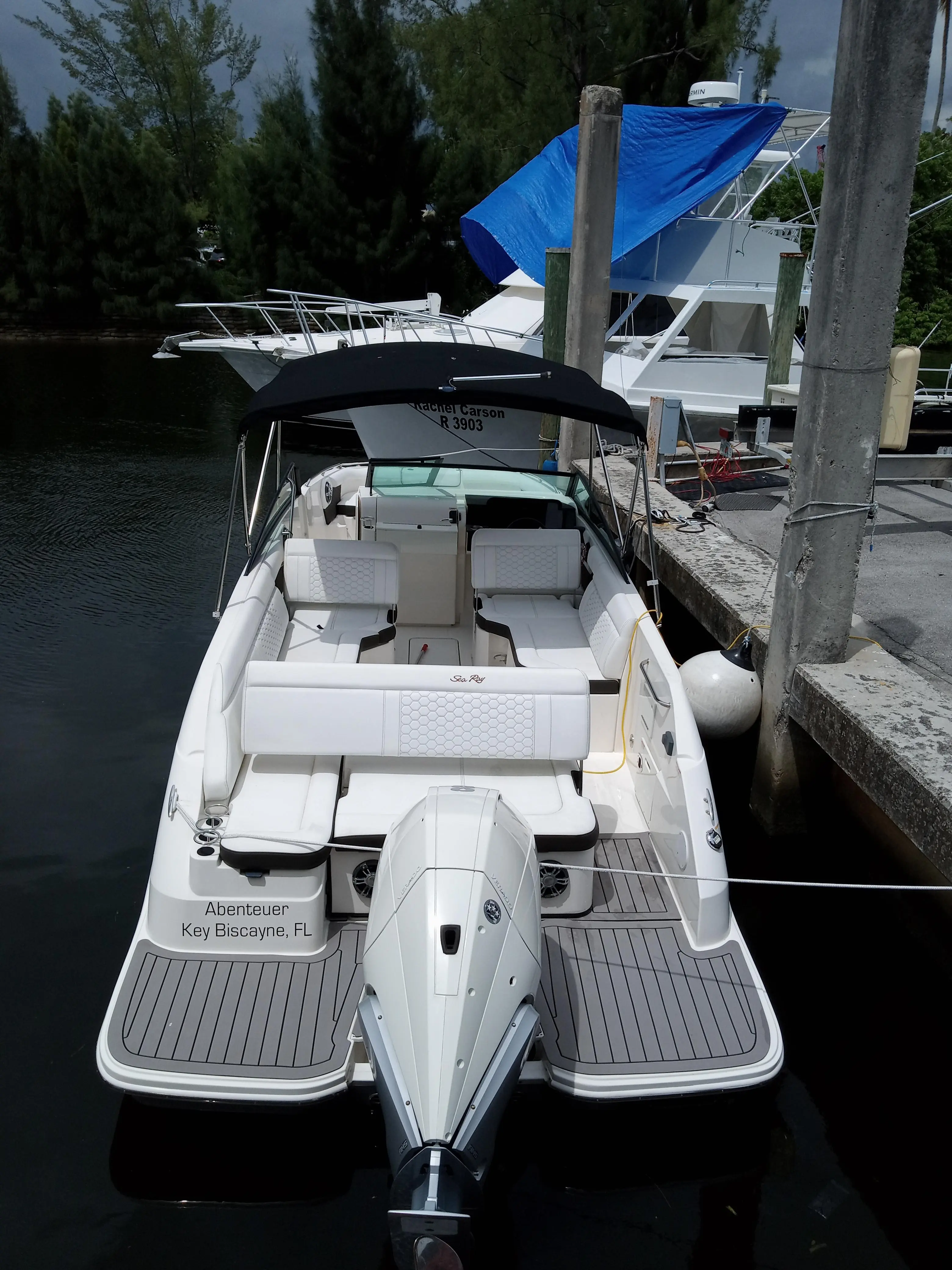 2022 Sea Ray sdx 250 ob