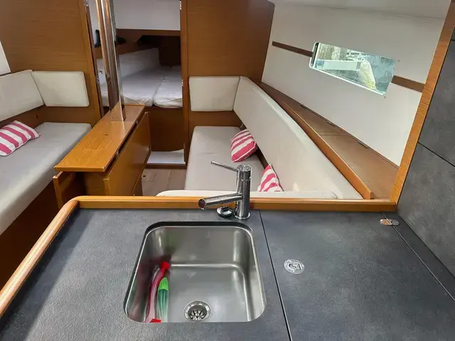 Jeanneau Sun Odyssey 349