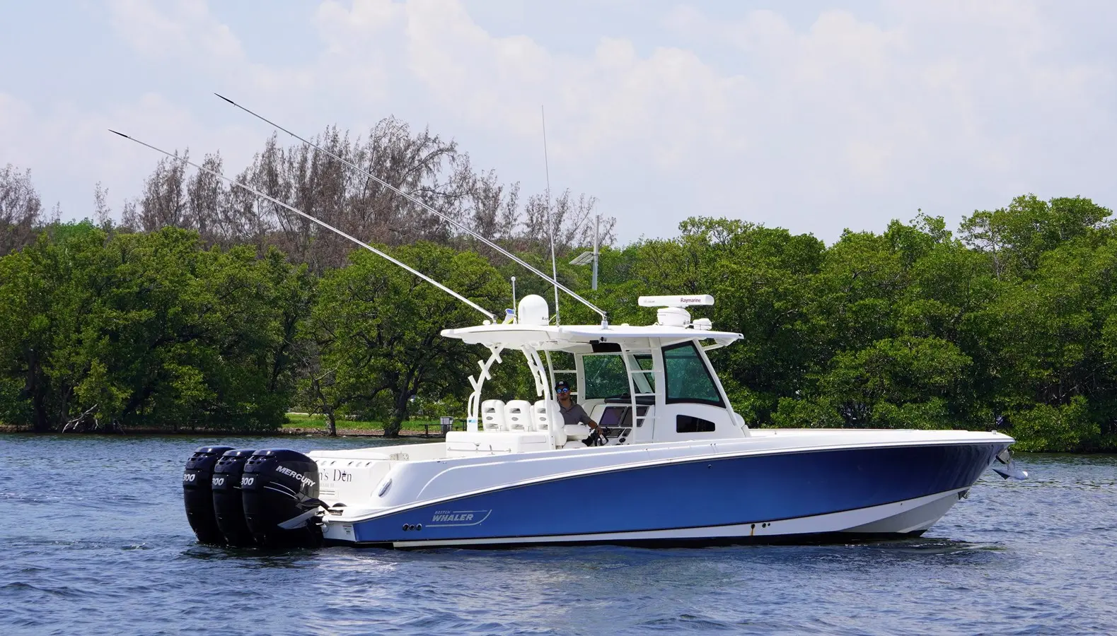 2011 Boston Whaler 370 outrage