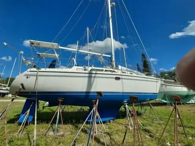 Catalina 350