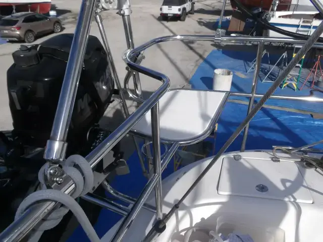 Catalina 350