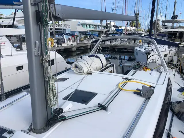 Beneteau Oceanis 48