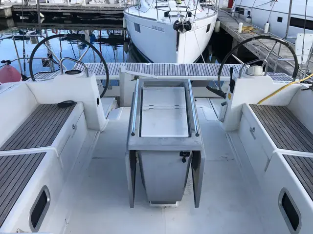 Beneteau Oceanis 48