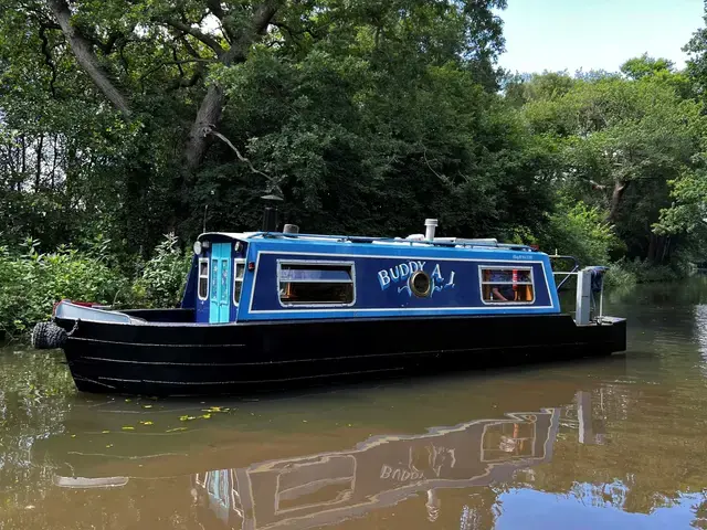 Springer 24' Waterbug Narrowboat