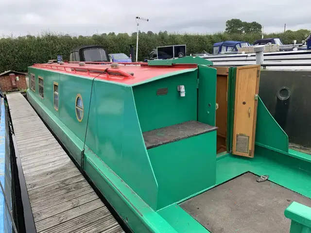 Eastern Caavans & Narrowboats 42