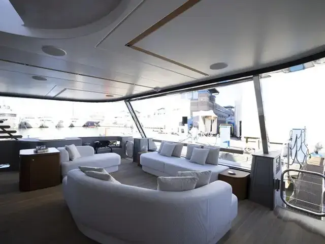 Azimut Magellano 30