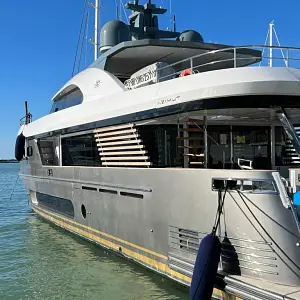 2023 Azimut Magellano 30