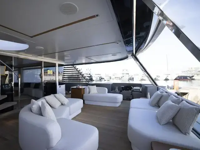 Azimut Magellano 30