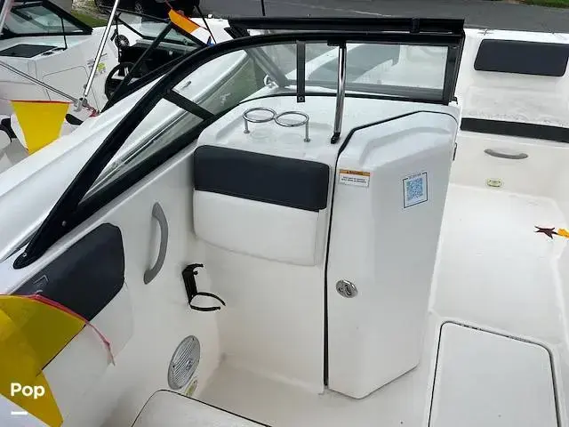 Bayliner Dx2200