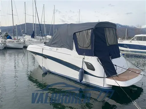 2005 Four Winns vista 268