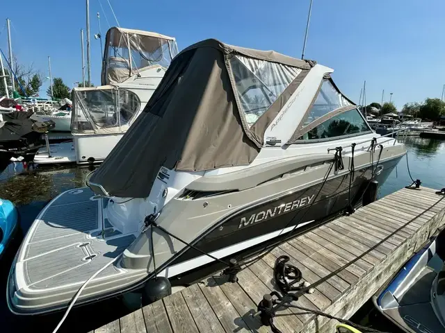 Monterey 295 Sport Yacht