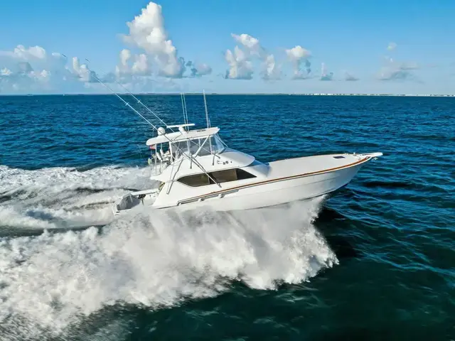 Hatteras Convertible