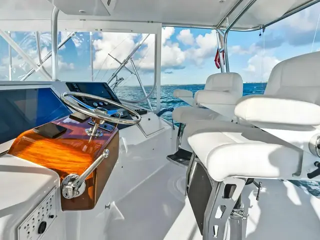 Hatteras Convertible