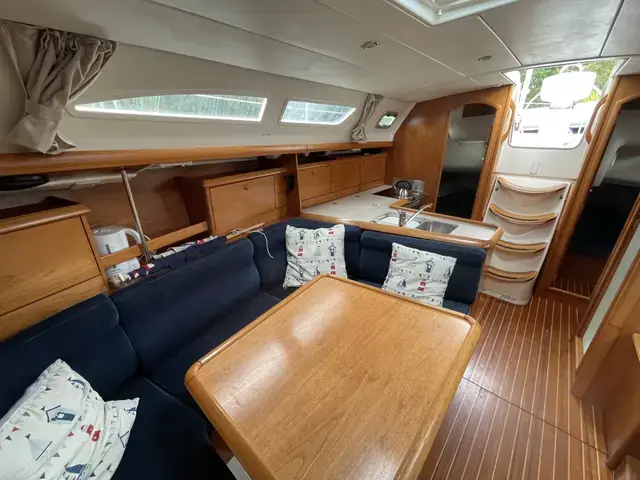 Jeanneau Sun Odyssey 37