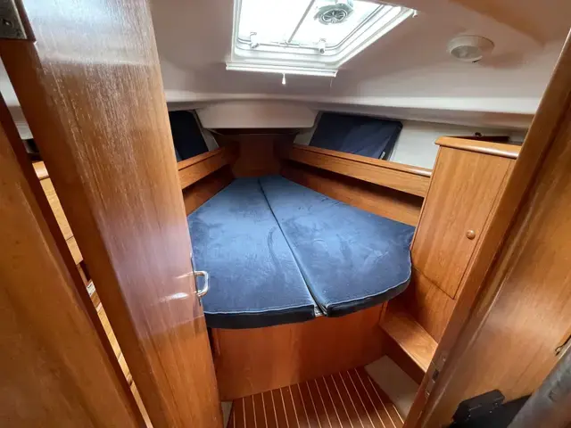 Jeanneau Sun Odyssey 37