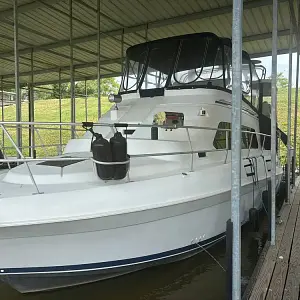 1996 Mainship Boats 37 MY