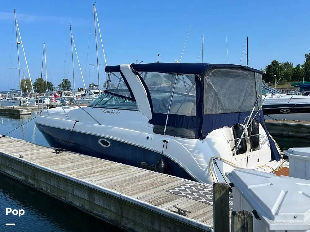 2005 Rinker 312 fiesta vee