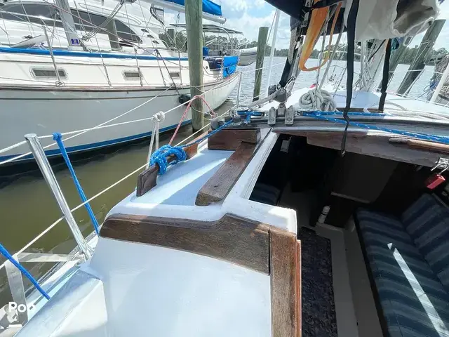 Catalina 27