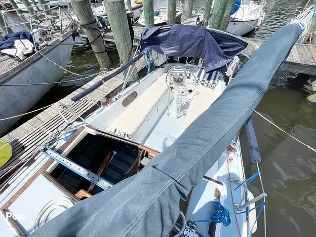 Catalina 27