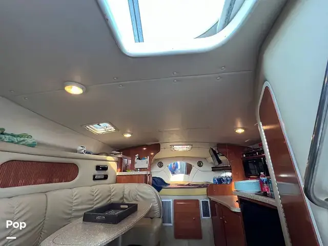 Rinker 312 Fiesta Vee