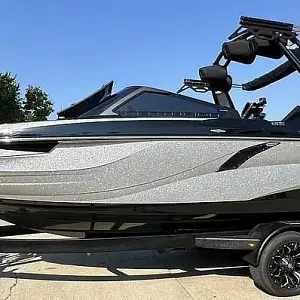 2022 Centurion Boats Fi25