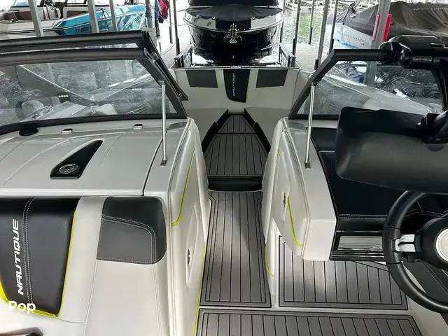 Super Air Nautique G23