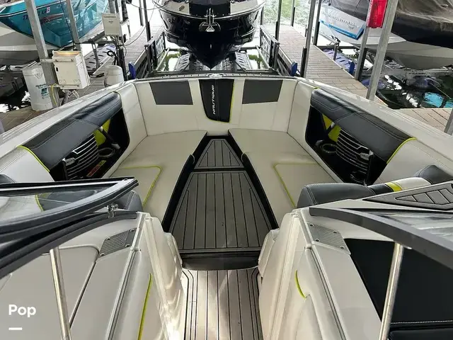 Super Air Nautique G23