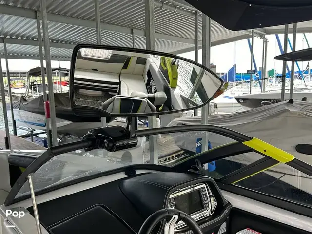 Super Air Nautique G23