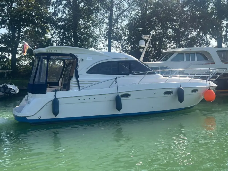 2007 Galeon 330 ht