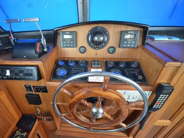 Corvette 320 Aft Cabin