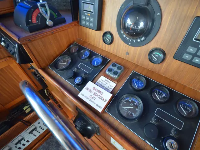 Corvette 320 Aft Cabin