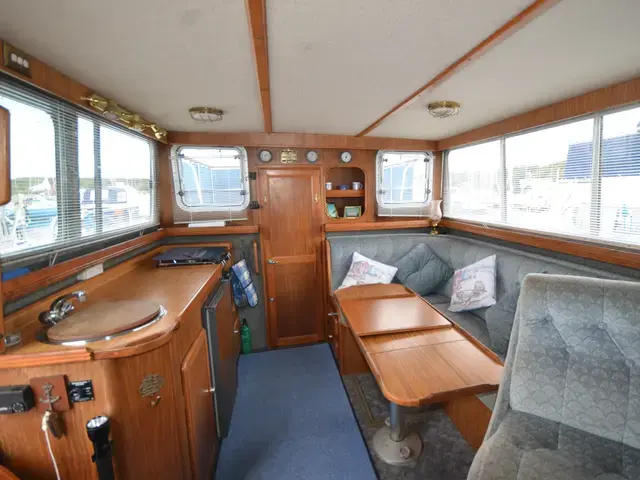 Corvette 320 Aft Cabin