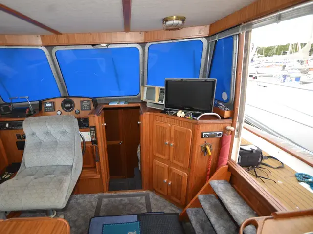 Corvette 320 Aft Cabin