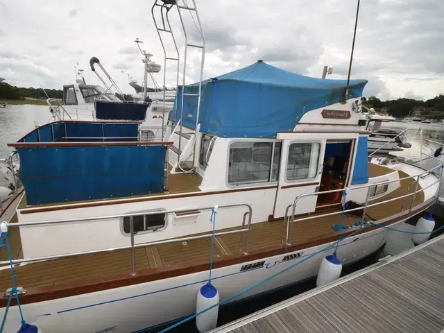 Corvette 320 Aft Cabin