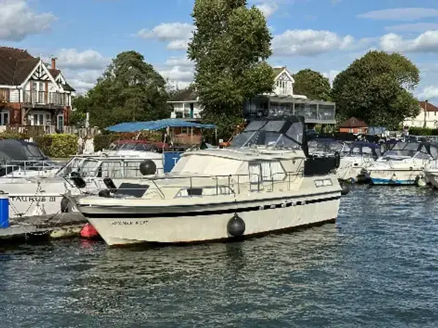 Broom Boats 35 European