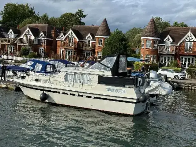 Broom Boats 35 European