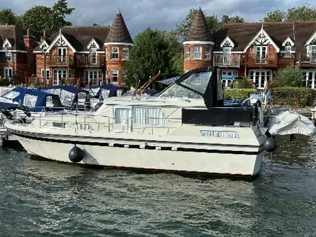 Broom Boats 35 European