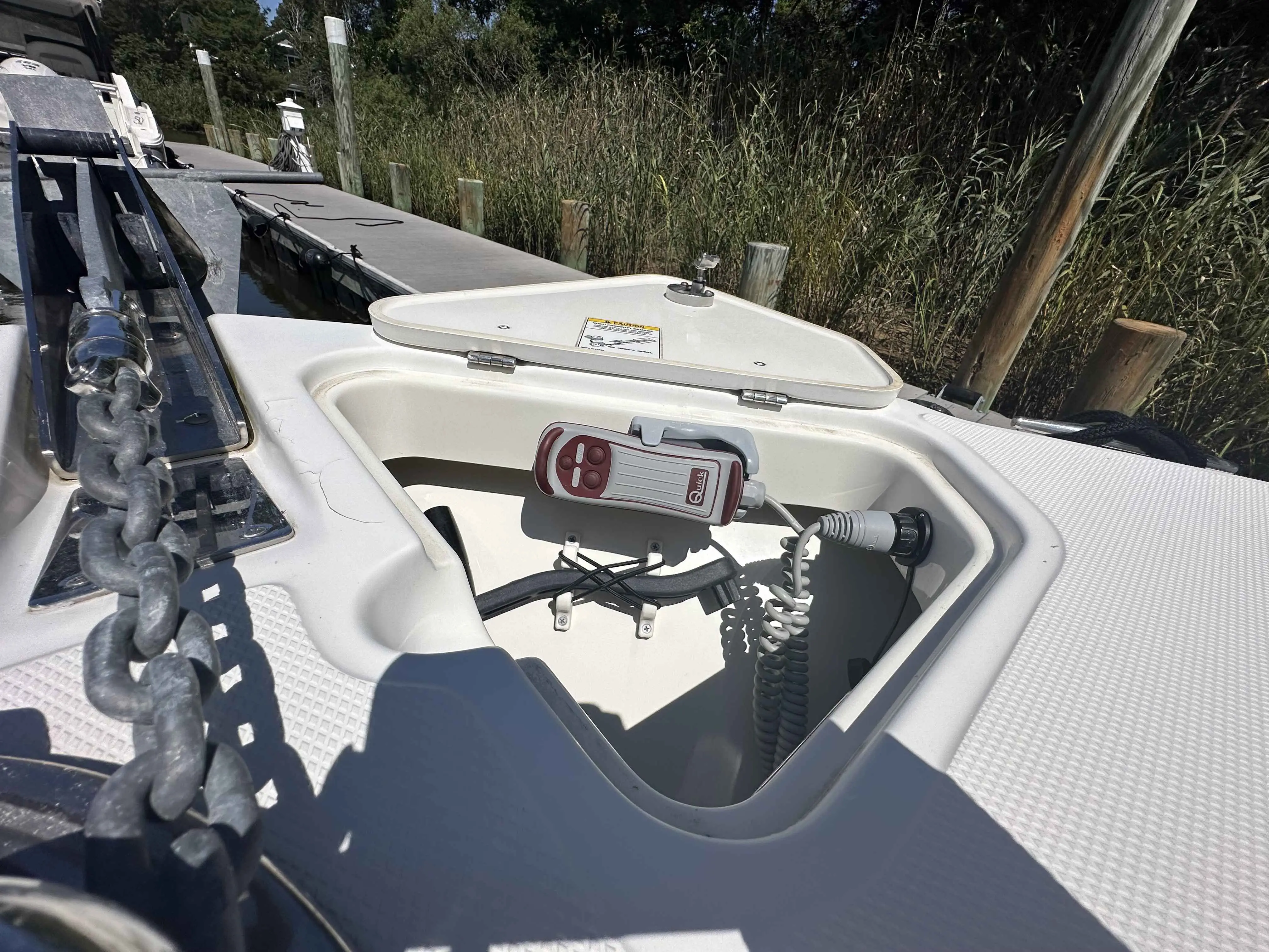 2016 Boston Whaler 250 outrage