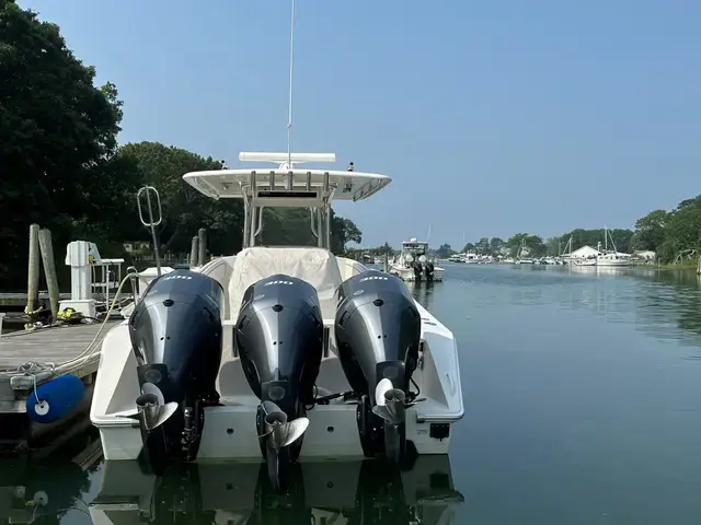 Jupiter Boats 38 Cuddy