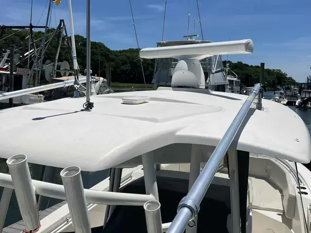 Cobia Boats 320 CC