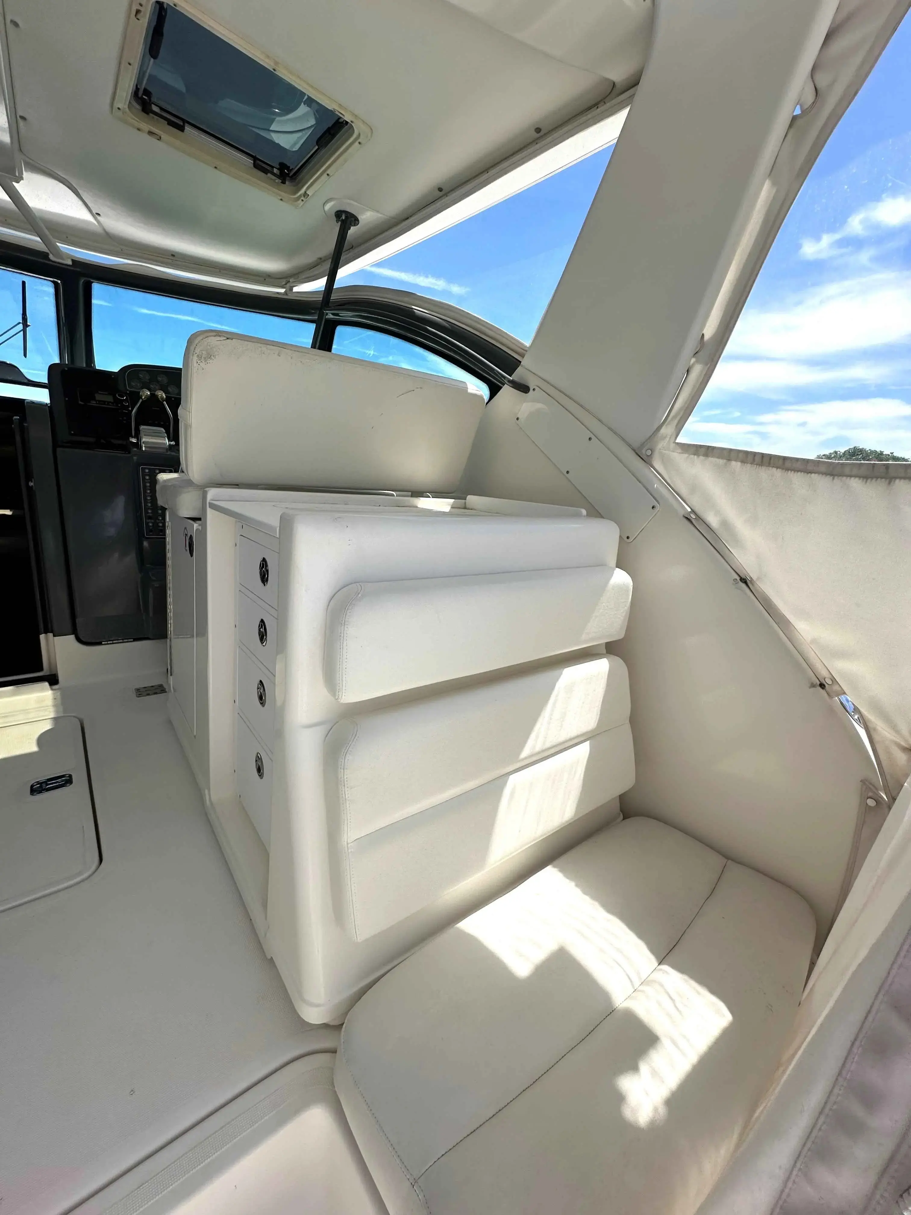 2001 Tiara 3800 open