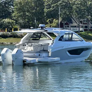 2024 Cruisers Yachts 42 Gls - Ob