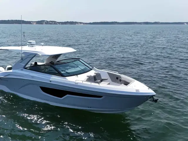 Cruisers Yachts 34 Gls Ob