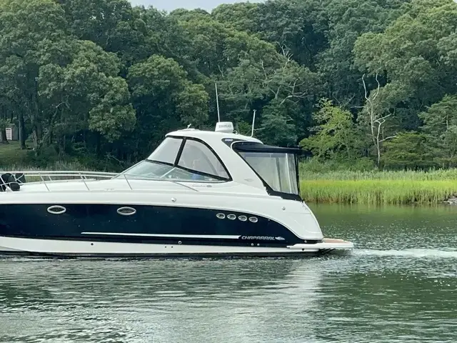 Chaparral 350 Signature