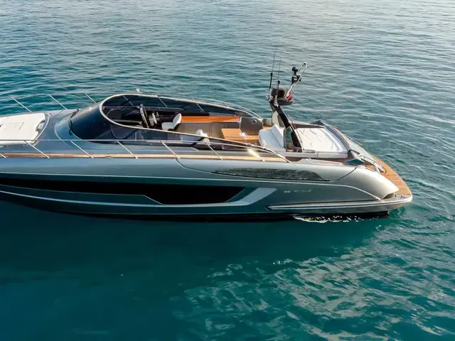 Riva 56