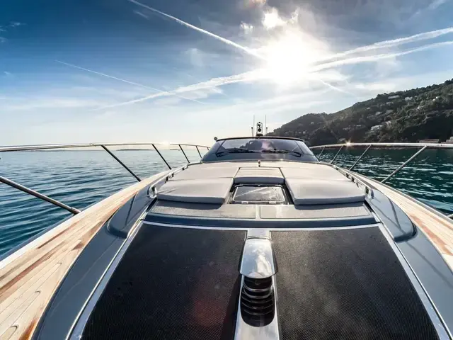 Riva 56