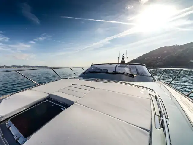 Riva 56