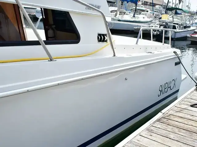 Skipjack Boats Flybridge 262