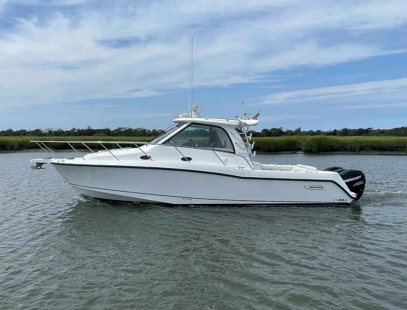 2009 Boston Whaler 345 conquest